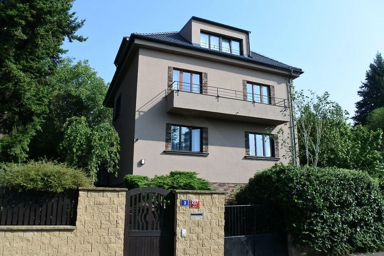 Apartman V Zahrade Praha Troja - Apartment In The Garden Prague Troja Czechy