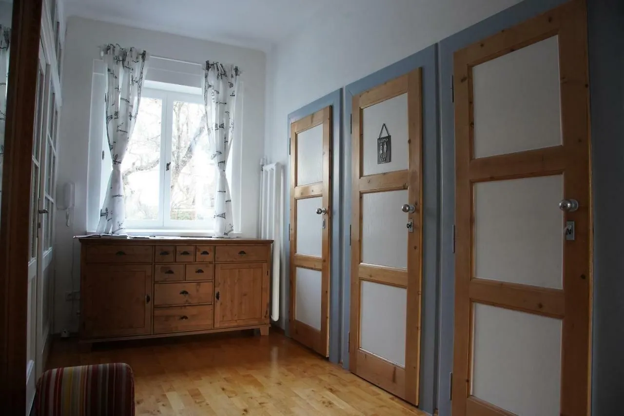 Apartman V Zahrade Praha Troja - Apartment In The Garden Prague Troja