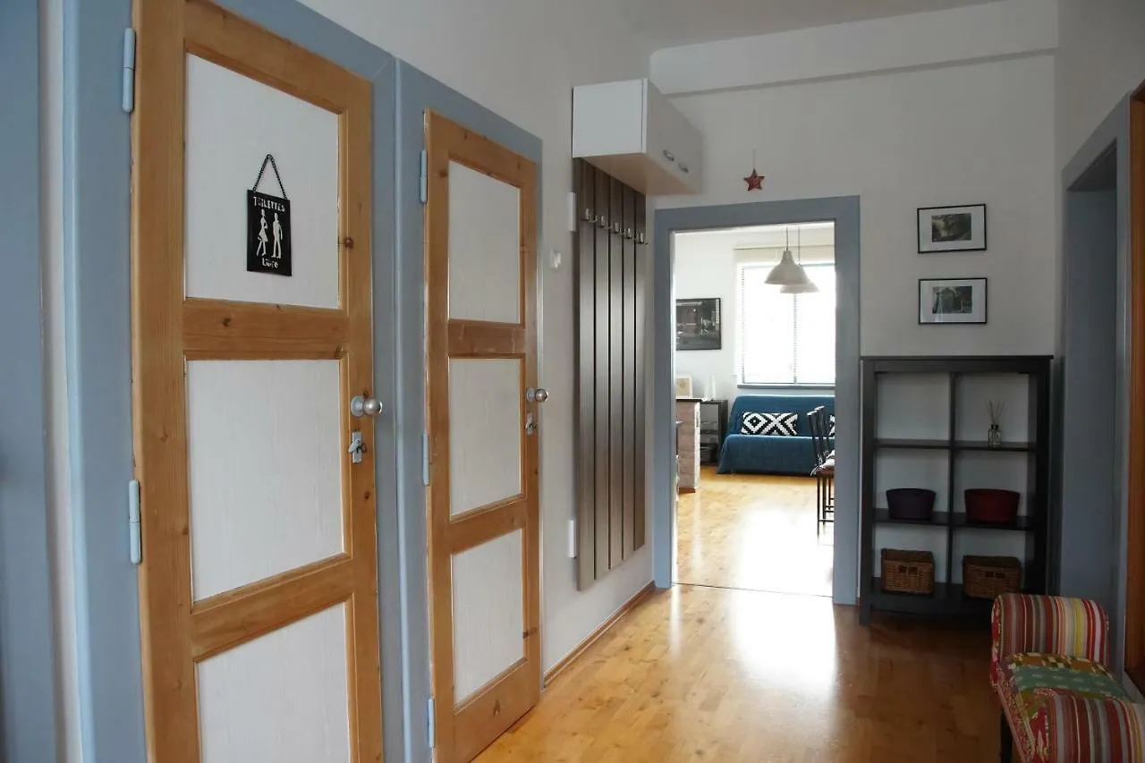 Apartman V Zahrade Praha Troja - Apartment In The Garden Prague Troja Czech Republic